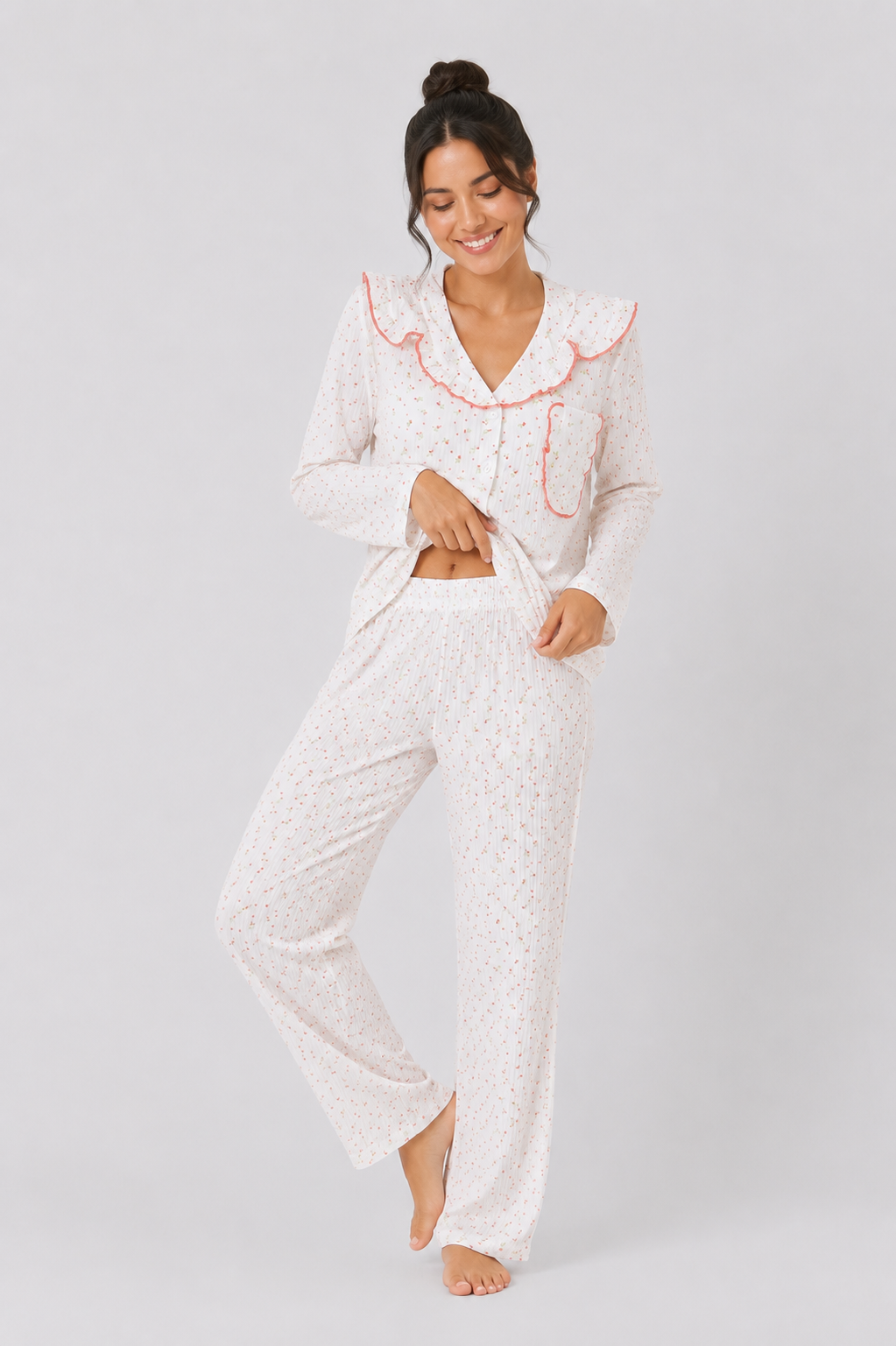 Button-through pyjama set with long-sleeve shirt and straight-leg trousers
