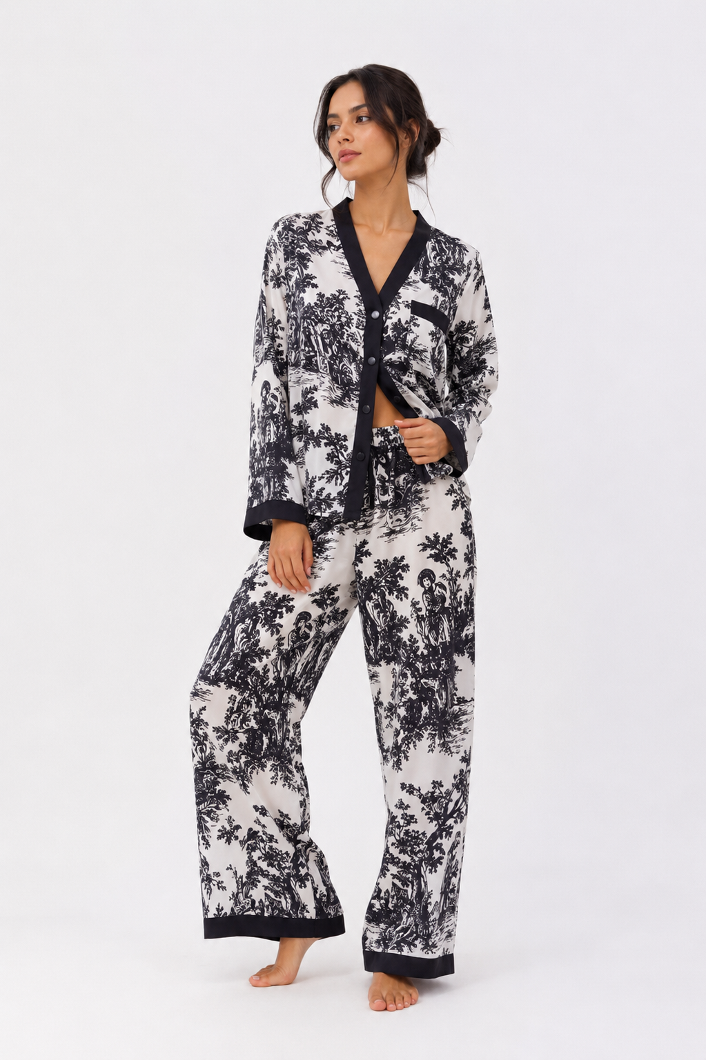 Long-sleeve button-through pyjama shirt