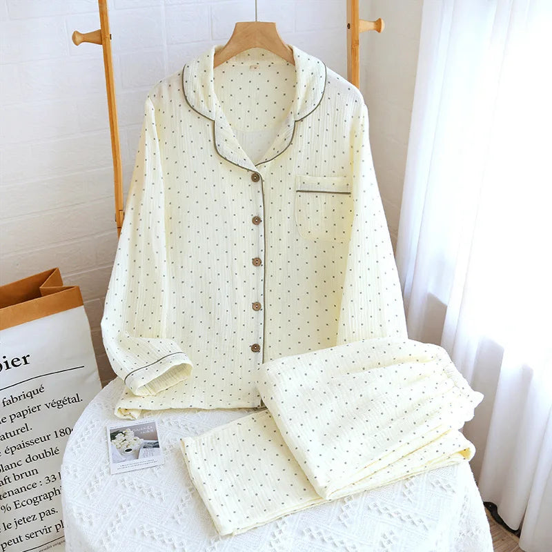 Button-through pyjama set with long-sleeve shirt and straight-leg trousers