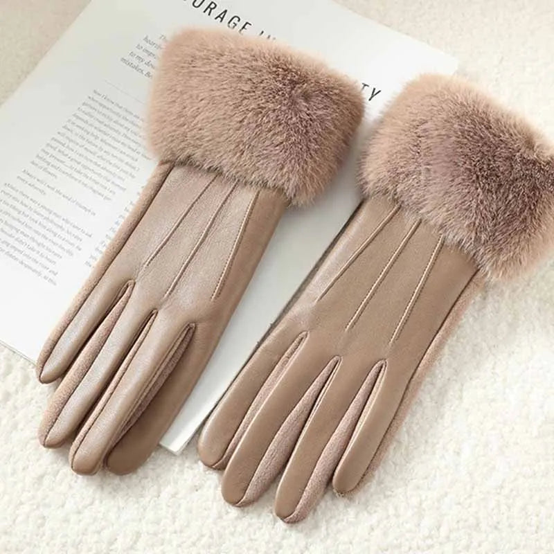 Textured Cuff Gloves