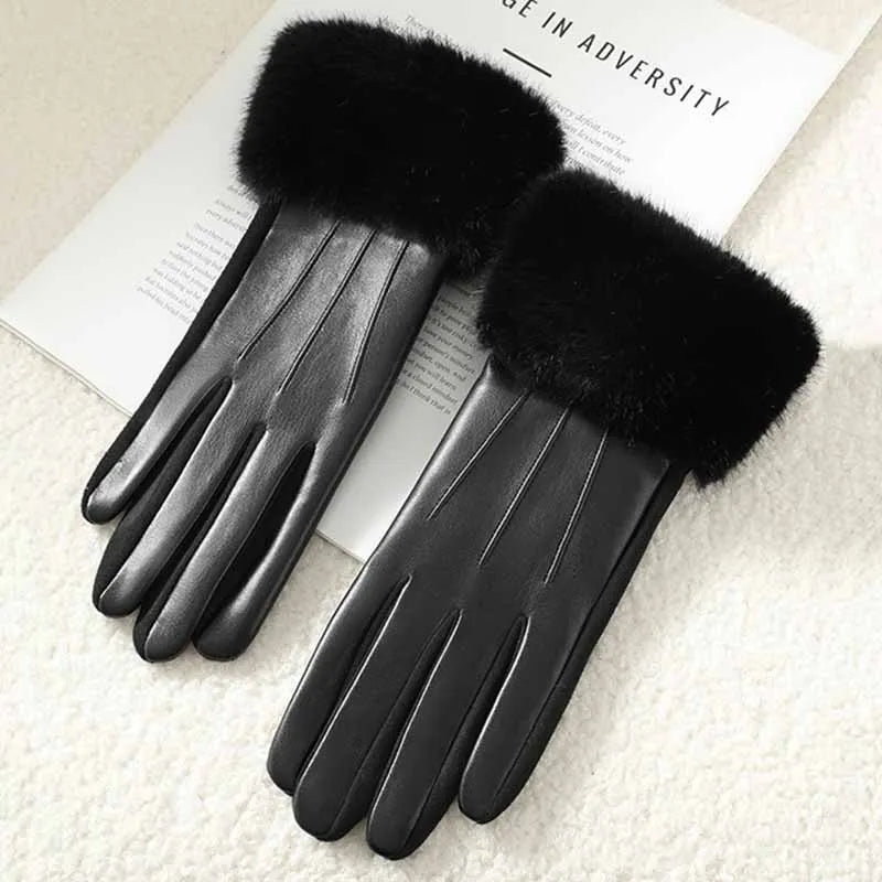 Textured Cuff Gloves